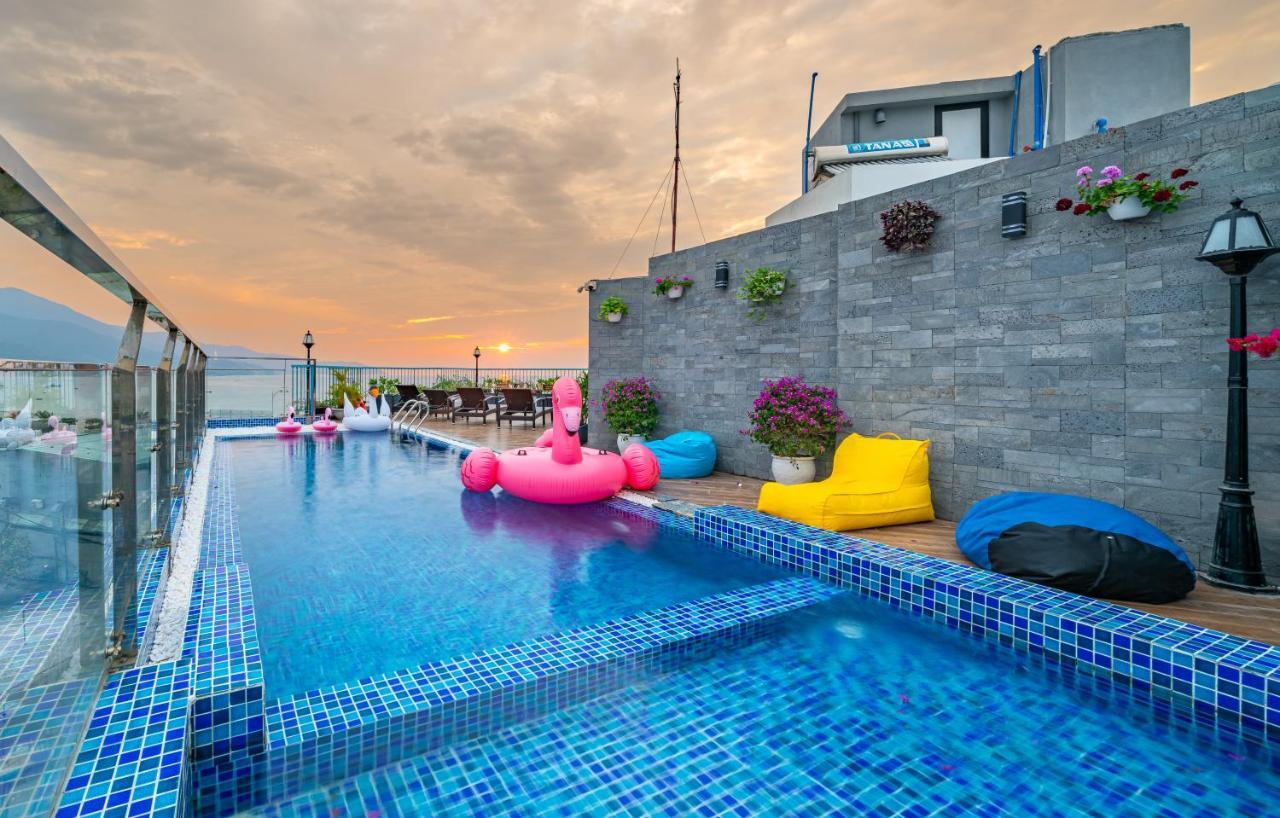 Cani Beach House Da Nang Exterior photo